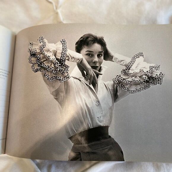 Vintage Year In Fashion 2008 Calendar Hardcover Coffee Table Book - Picture 10 of 15